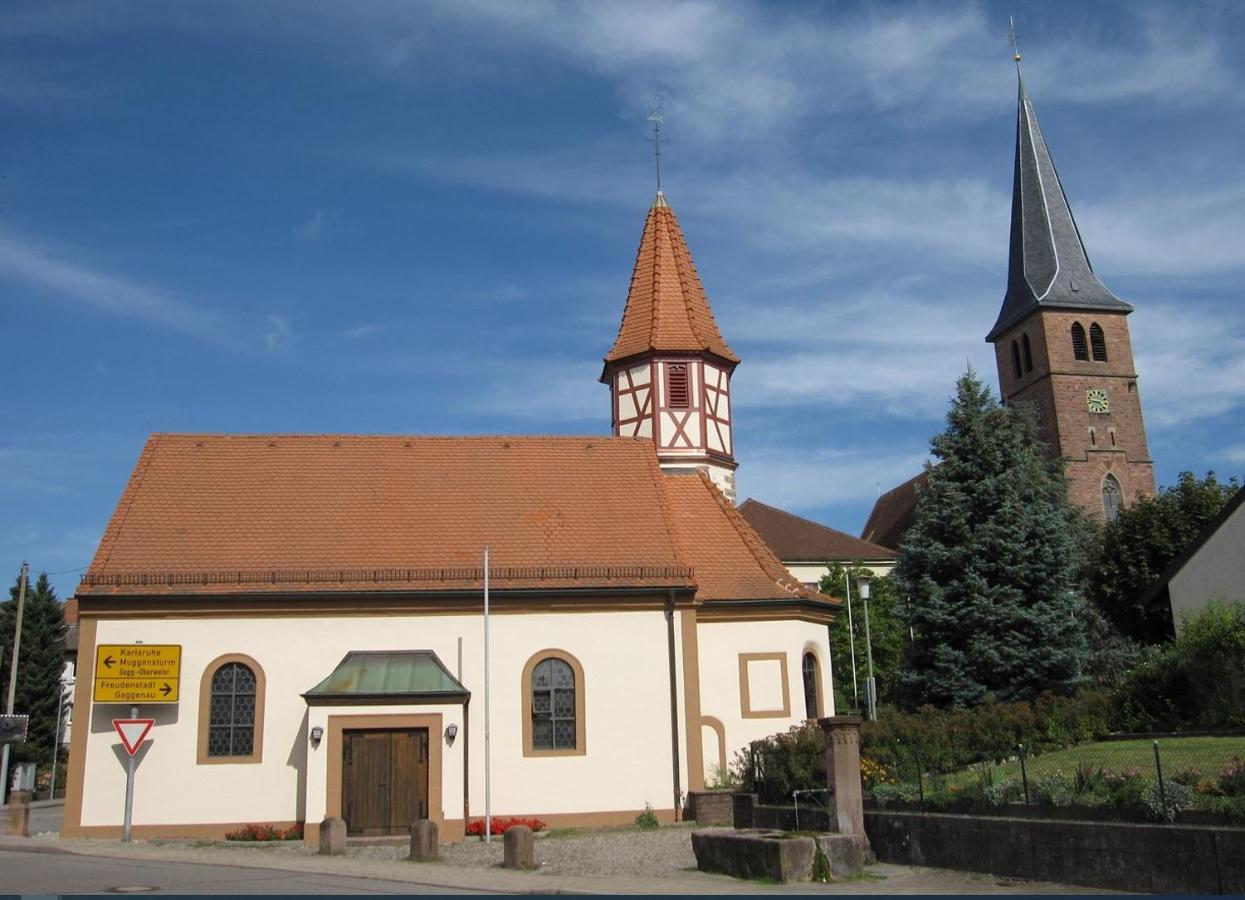 Ferienwohnung zwischen Rhein und Schwarzwald Bischweier Exterior foto