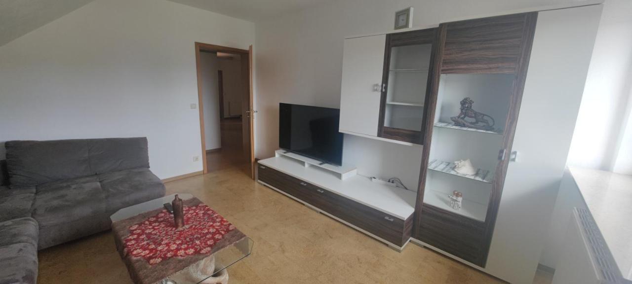 Ferienwohnung zwischen Rhein und Schwarzwald Bischweier Exterior foto